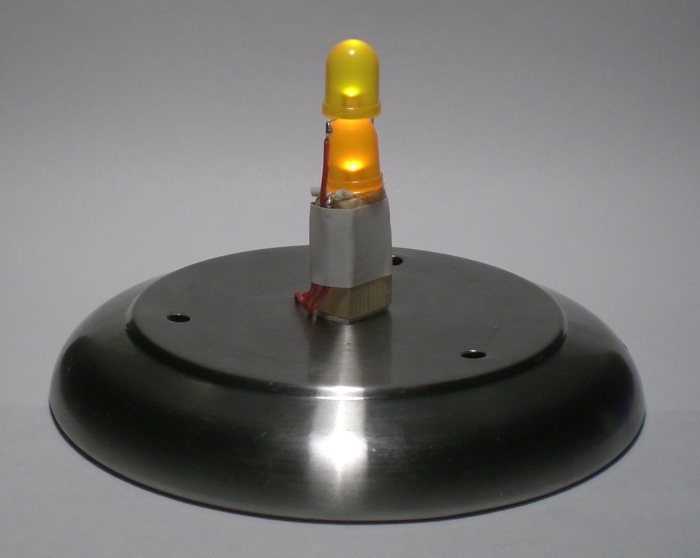 Die fertige elektronische Kerze