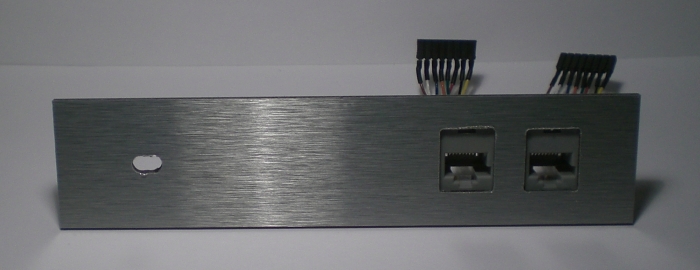 Die Rückplatte der Fernbedienung