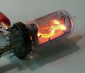 Das Leuchtbild von der Seite