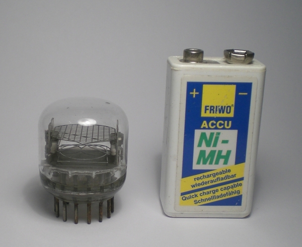 Die B-50945 im Größenvergleich