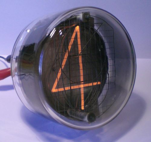 Die Ziffer 4 von der Seite