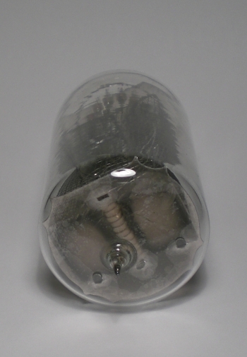 Die F9090AA im Ruhezustand