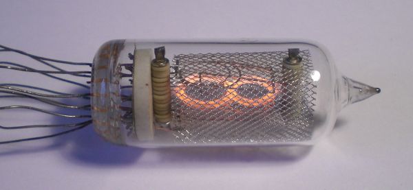 Die Ziffer 8 von der Seite