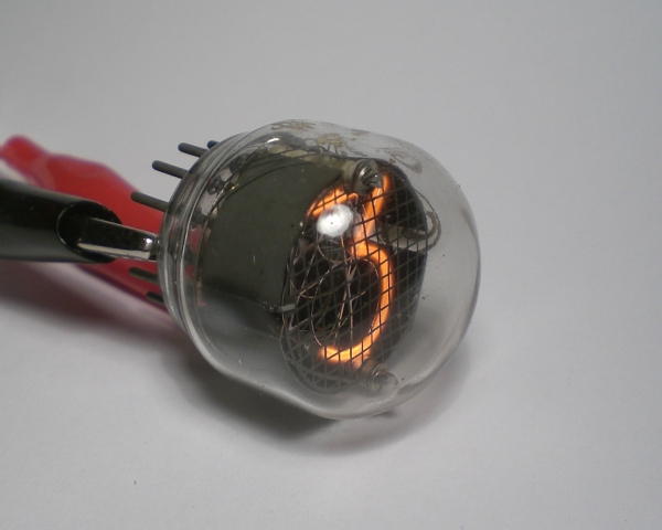 Das Leuchtbild von der Seite