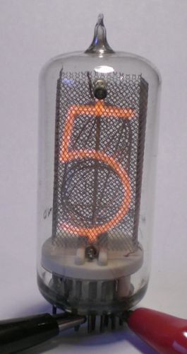 Die Ziffer 5 von vorne