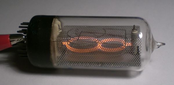 Die Ziffer 8 von der Seite