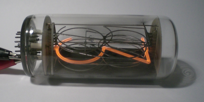 Die Ziffer 3 von der Seite