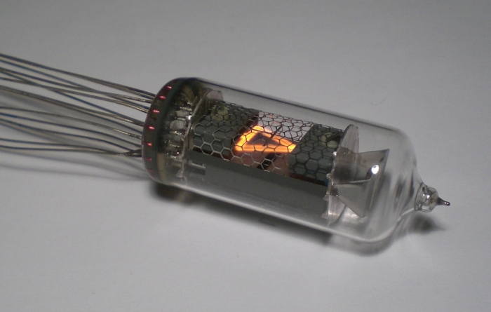 Das Leuchtbild der LL-561 von der Seite