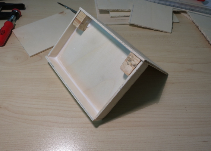 Der Bau des Gehäuses