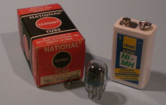 Die NL-7009 im Größenvergleich