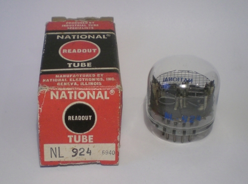 Die NL-924 und ihre Originalverpackung