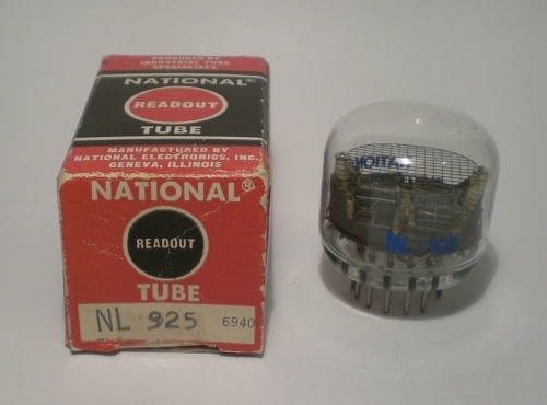 Die NL-925 und ihre Originalverpackung