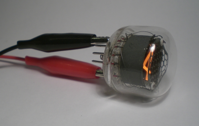 Die QS30-3 von der Seite