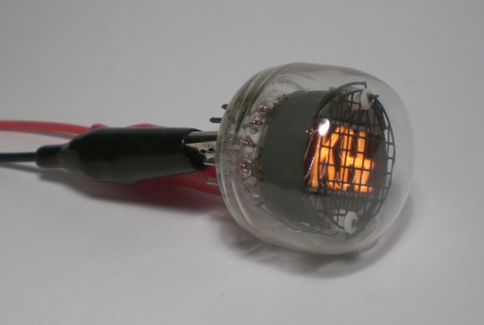 Die QS30-3C von der Seite