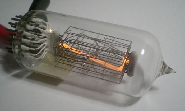 Die Ziffer 7 von der Seite