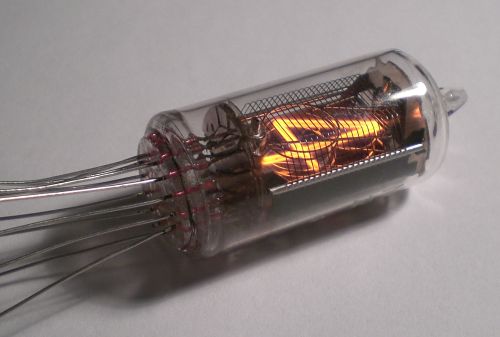 Die Ziffer 4 von der Seite