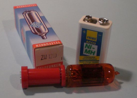 Die ZM1210 im Größenvergleich