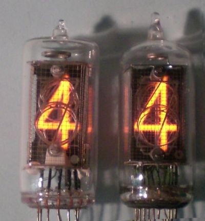 Die Ziffer 4 im Vergleich