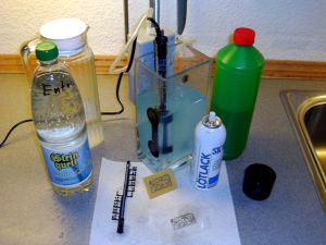 Die Ätzmaschine beim Betrieb